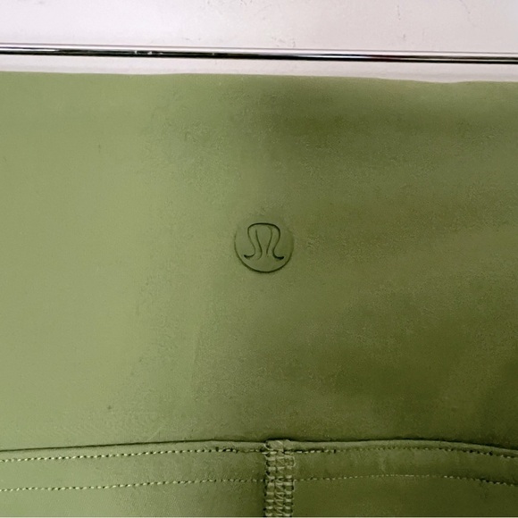 Lululemon Instill High-Rise Crop 23" Olive Green Leggings 10 - W6BQGS - Picture 8 of 9